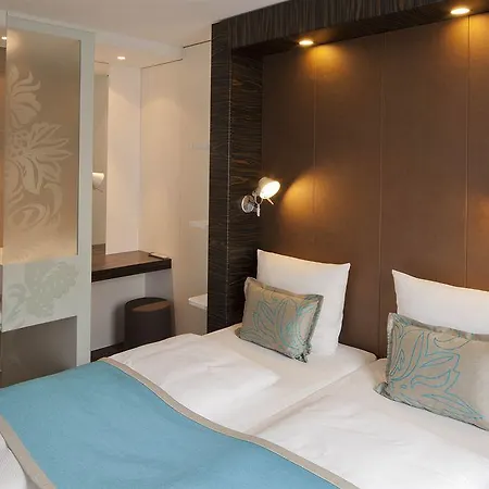 One Frankfurt Airport