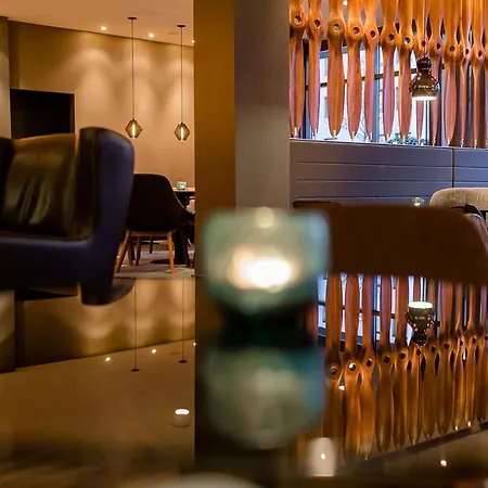 Hotell One Frankfurt Airport 3*