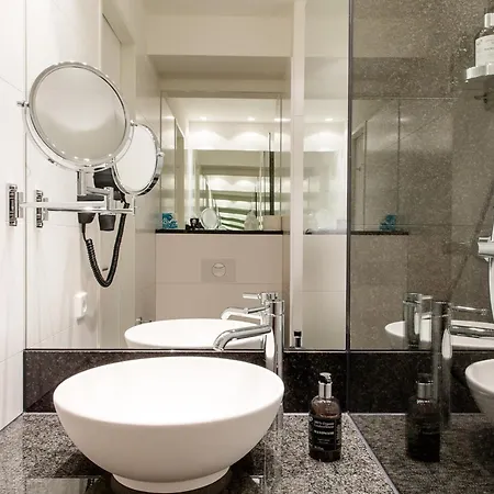 One Frankfurt Airport Hotell