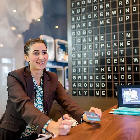 فندق موتيل وان مطار 3*