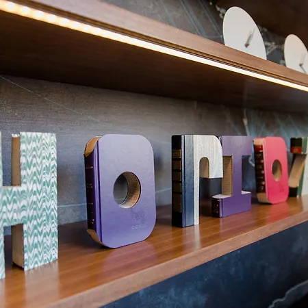 موتيل وان مطار 3*