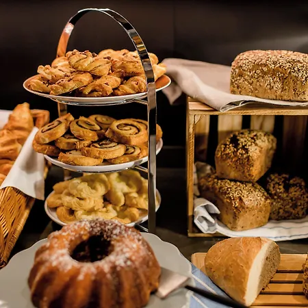 فندق موتيل وان مطار