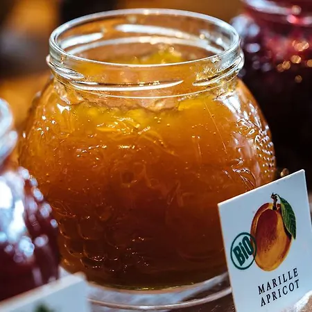 موتيل وان مطار فندق