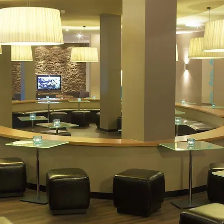One Frankfurt-airport 3* פרנקפורט