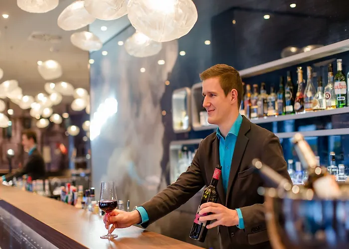 One Frankfurt Airport Hotel 3*